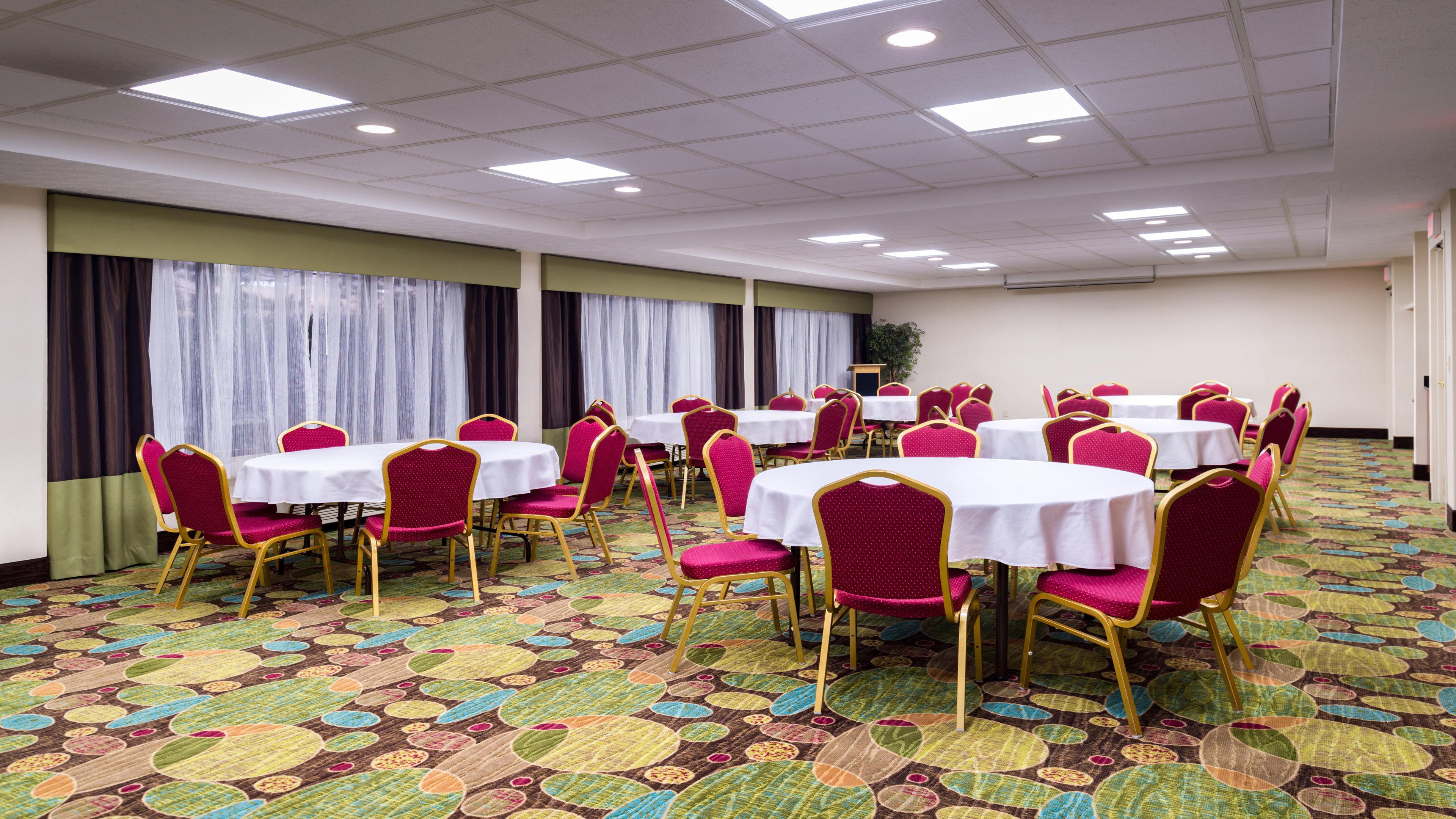 Holiday Inn Hotel & Suites Warren By Ihg Exteriér fotografie