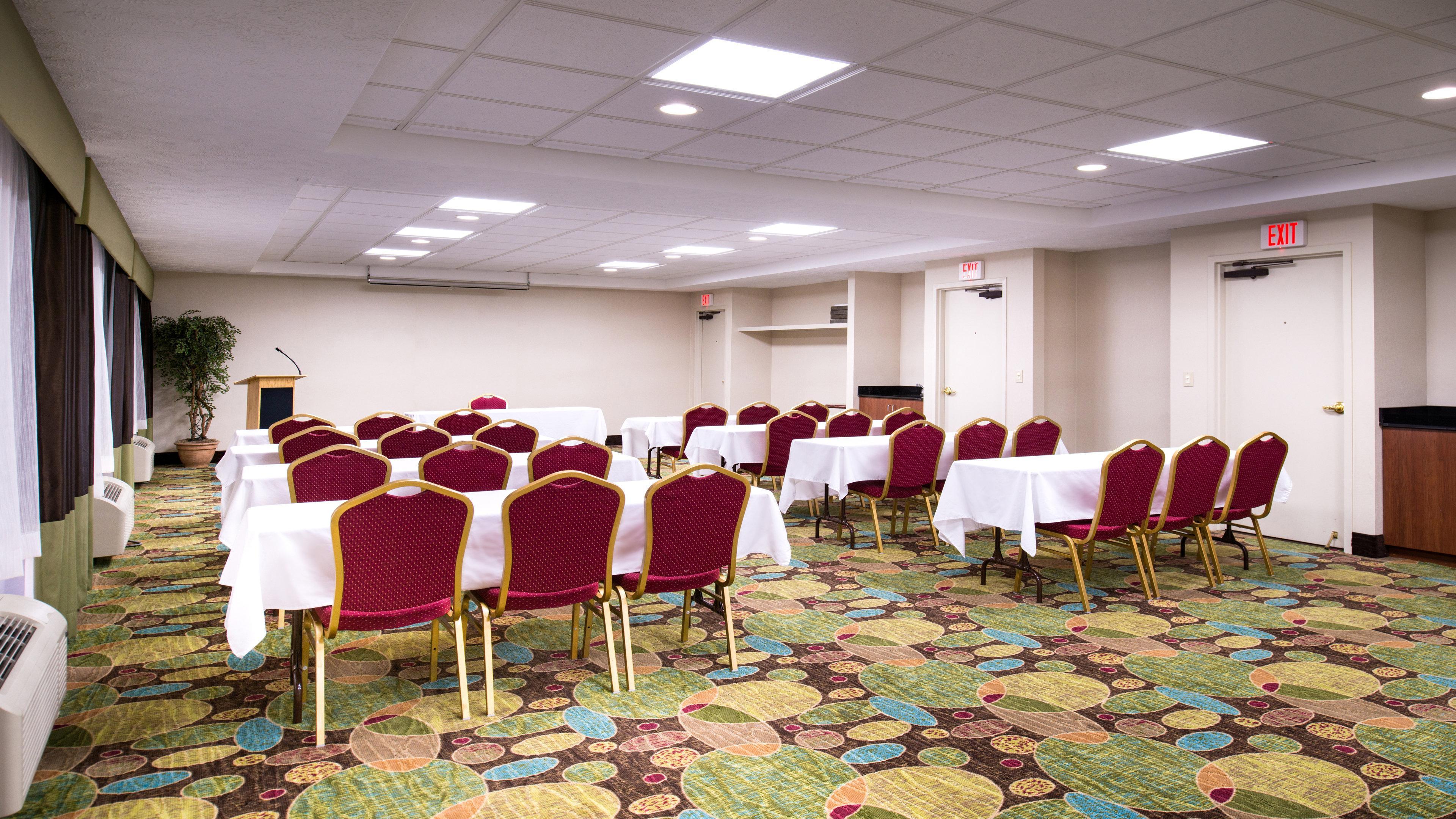 Holiday Inn Hotel & Suites Warren By Ihg Exteriér fotografie